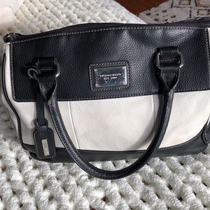 Authentic Tignanello satchel. Black/white pebbled leather. Zipper closure. EUC